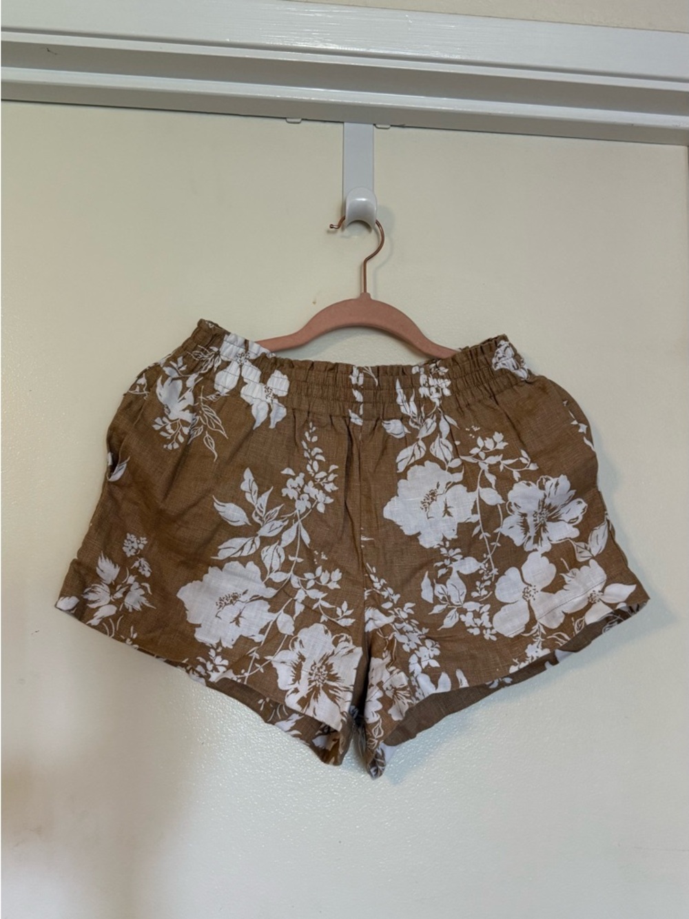 Reformation Linen shorts NWOT small
